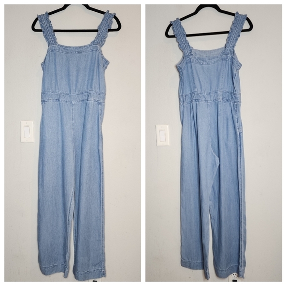 Loft Linen Lyocell Chambray Ruffle Strap Square Neck Jumpsuit.  Size 2. Pockets - Picture 4 of 16